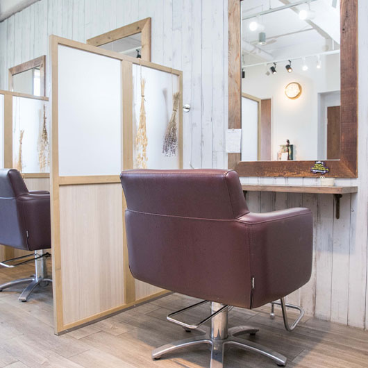 FEATURE01.「エイジングケアに特化　自分史上、最高の髪質へ」